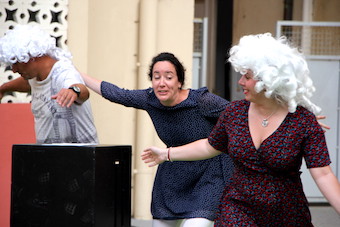 Premiers essais avec perruques